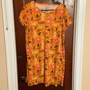 Secret treasure’s Halloween themed night gown, thigh length.